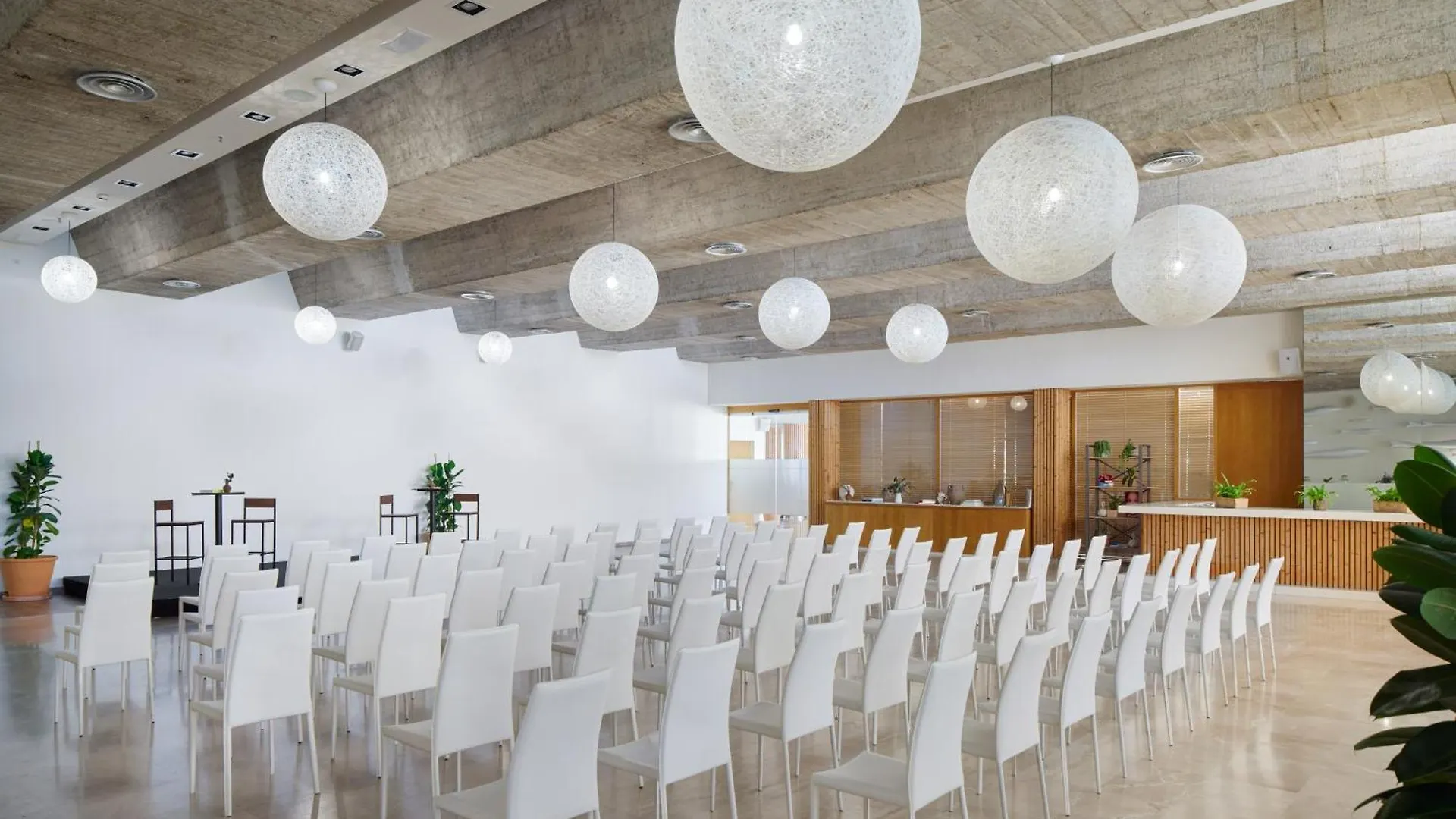 **** Szálloda Melia South Beach Magaluf Spanyolország