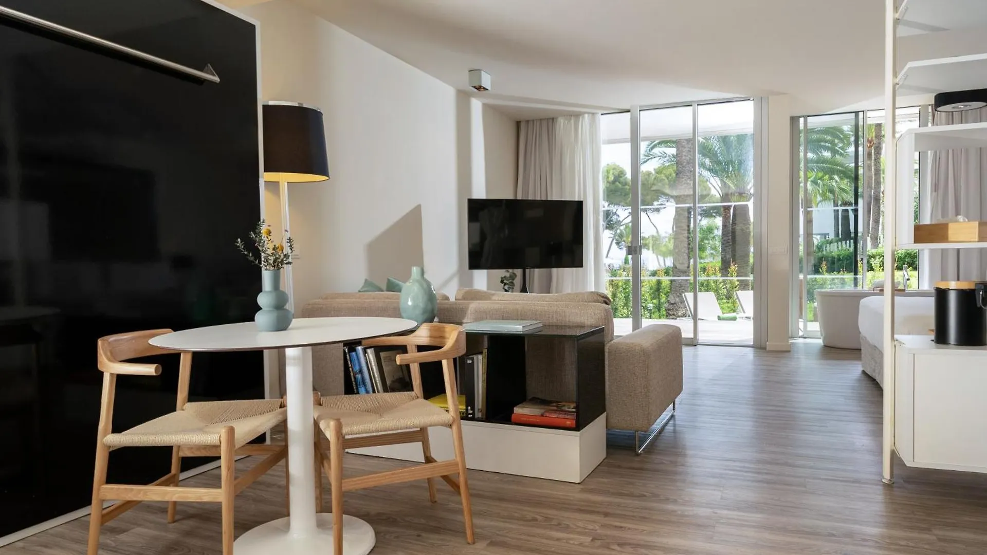מגאלוף Melia South Beach ספרד